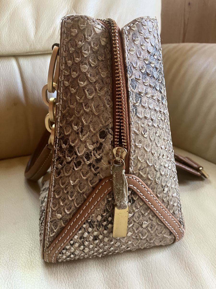Hugo Boss Taschen für Damen: Echte Schlangenledertasche von Hugo Boss – Gebraucht aus Bassersdorf von groovygremlin 3