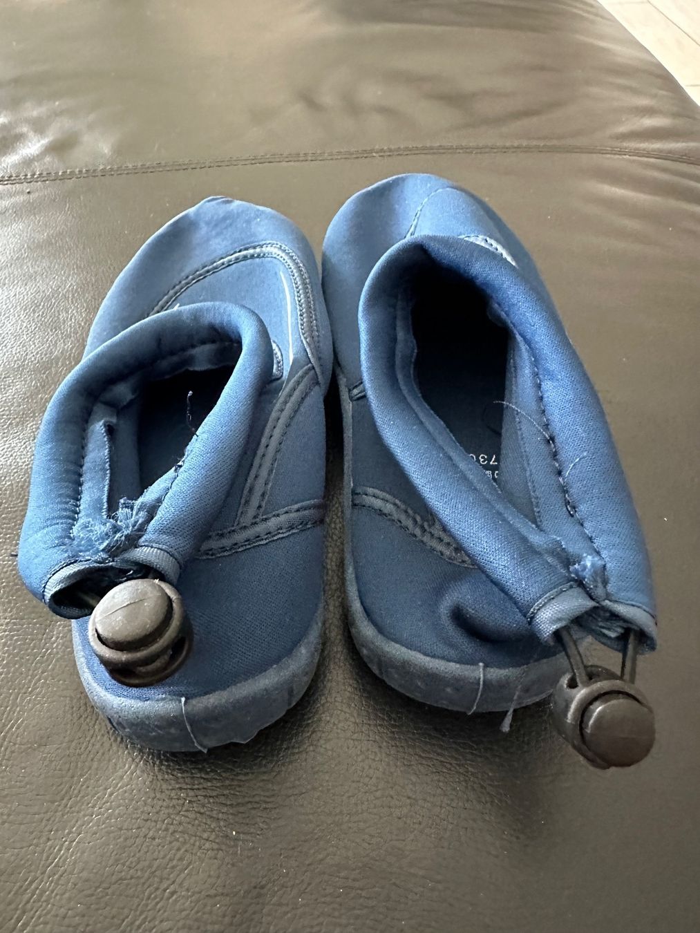 Scarpe da uomo: Badeschuhe Grösse 35 – Usato da Schmerikon venduto da Seepfaerdchen 1