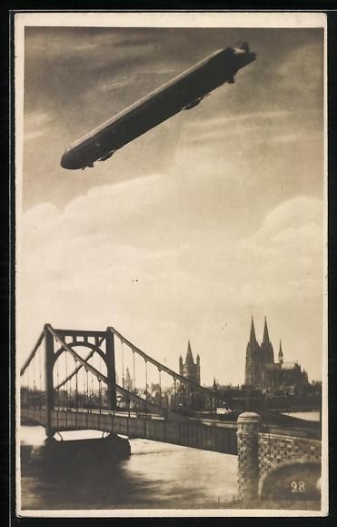 Foto & Poster: Köln, Zeppelin über Rheinpartie mit Br – Usato da Berlin venduto da bartko-reher