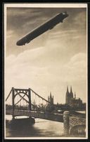 Köln, Zeppelin über Rheinpartie mit Br