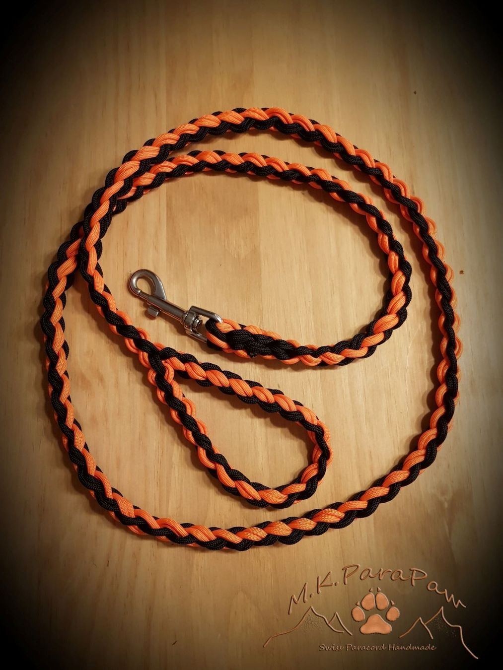 Collier et laisse: Paracord Hundeleine – Neuf avec emballage d'origine à Näfels par AllerleiCH