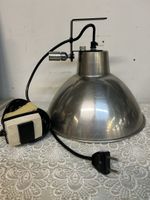 Alte Aluminium Industrie-Lampe / Vintage Hängeleuchte