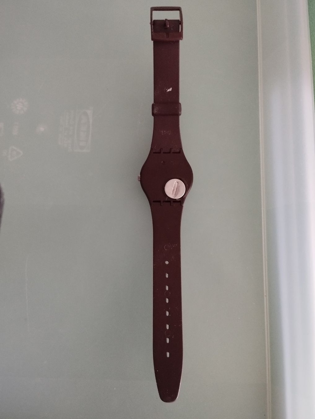 Swatch Orologi: Swatch braun, Backcode 983, Tag & Datum, sehr gepflegt, neu – Nuovo (secondo la descrizione) da Ostermundigen venduto da Dinge1 6