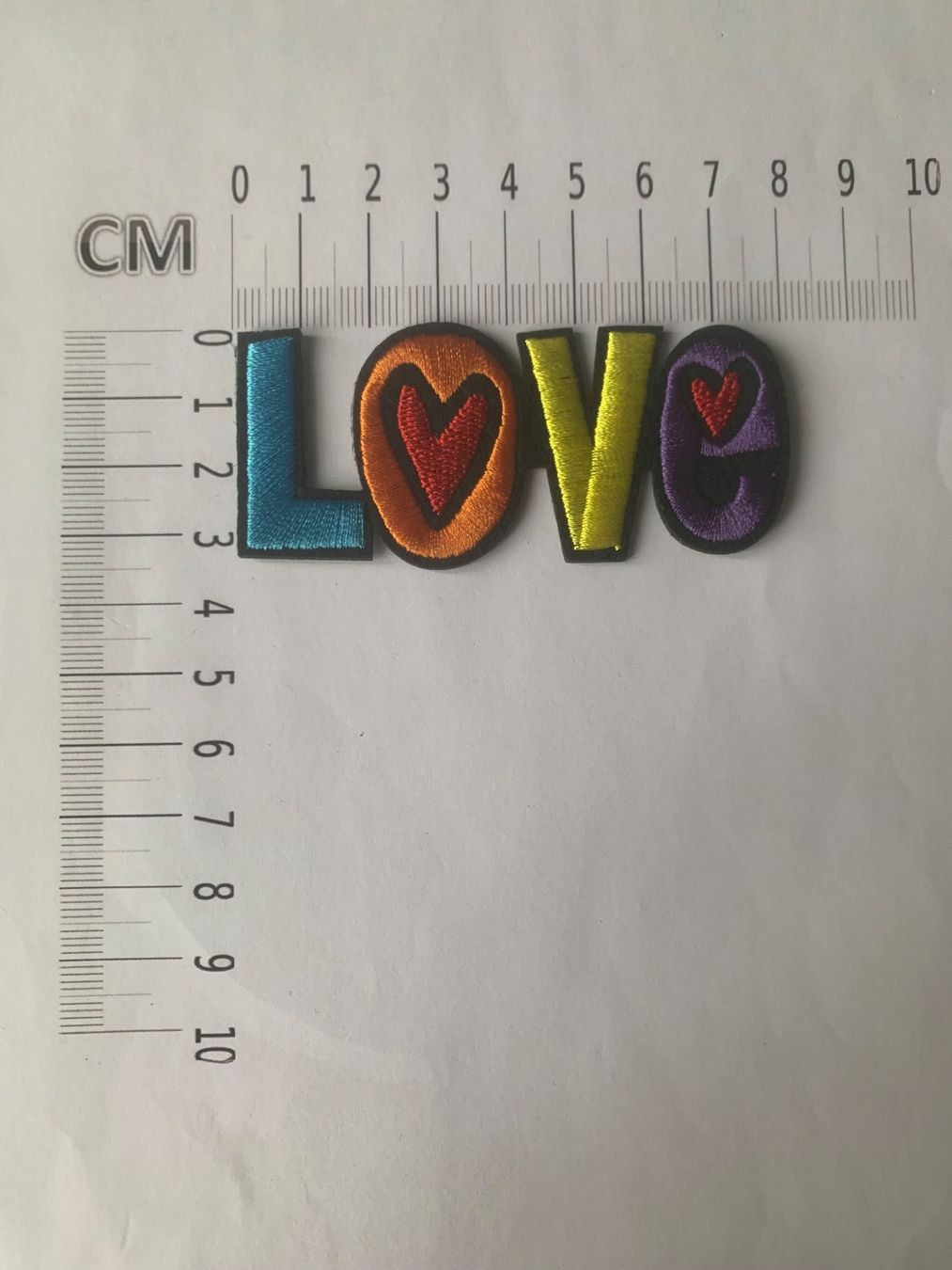 Toppe: LOVE Patch Badge, Bügelbild – Nuovo e nell'imballaggio originale da Ostermundigen venduto da Mcone 1