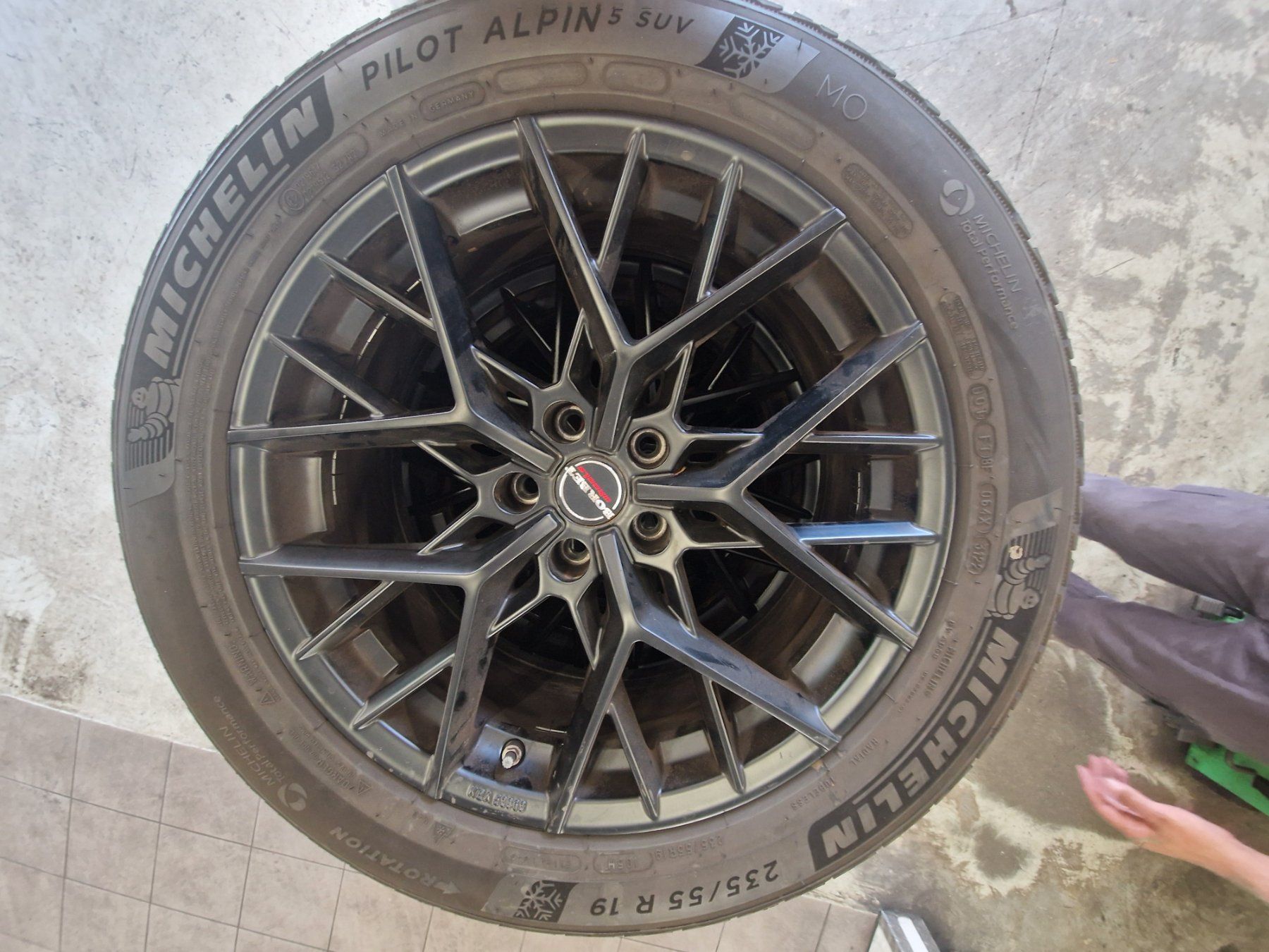 Pneumatici & Ruote complete: Winterräder 19" Mercedes – Usato da Meilen venduto da Schruubetoni