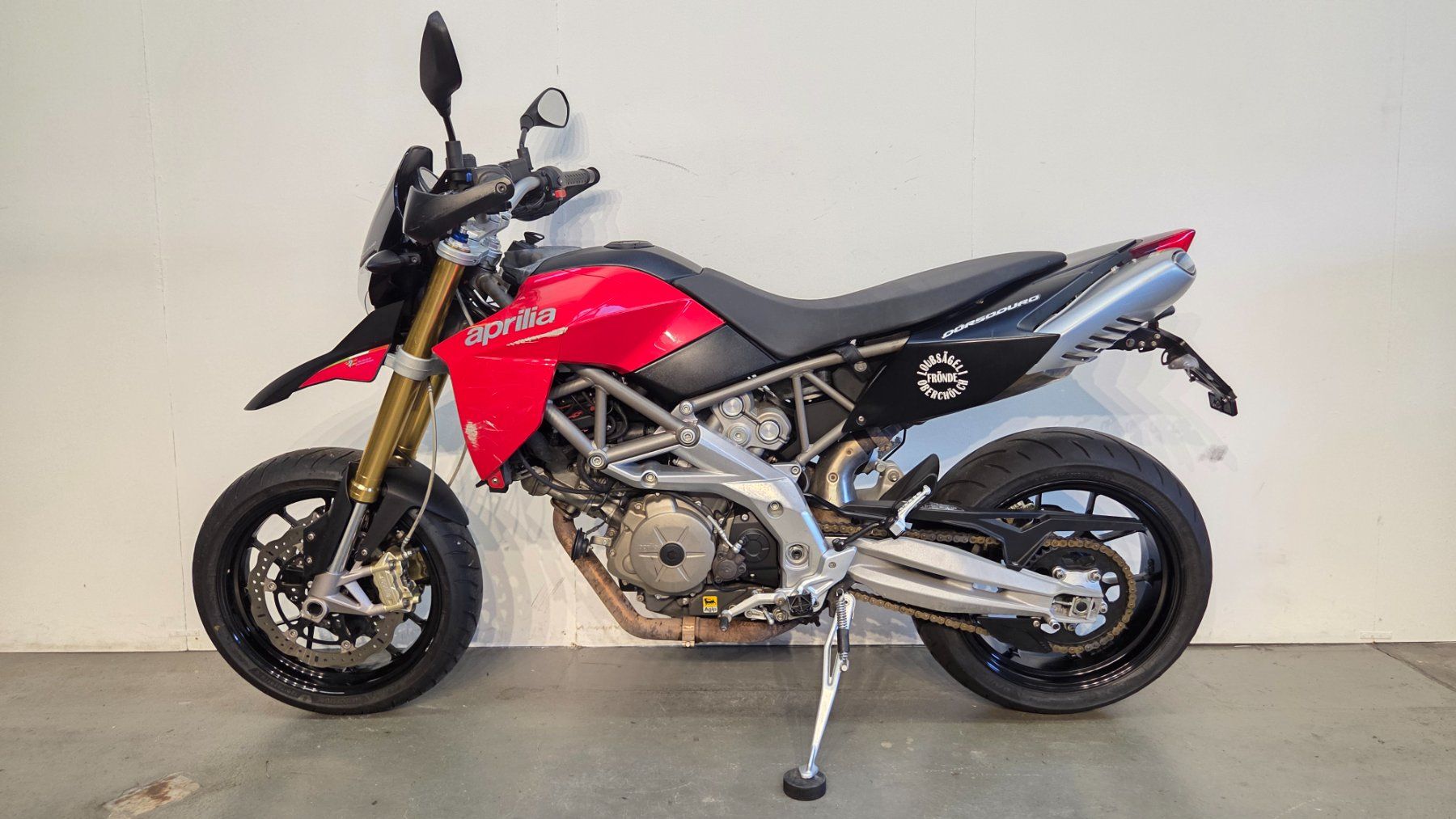 Aprilia Route: Aprilia Dorsoduro 750 – D'occasion à Tägerschen par Moto-Welt 1