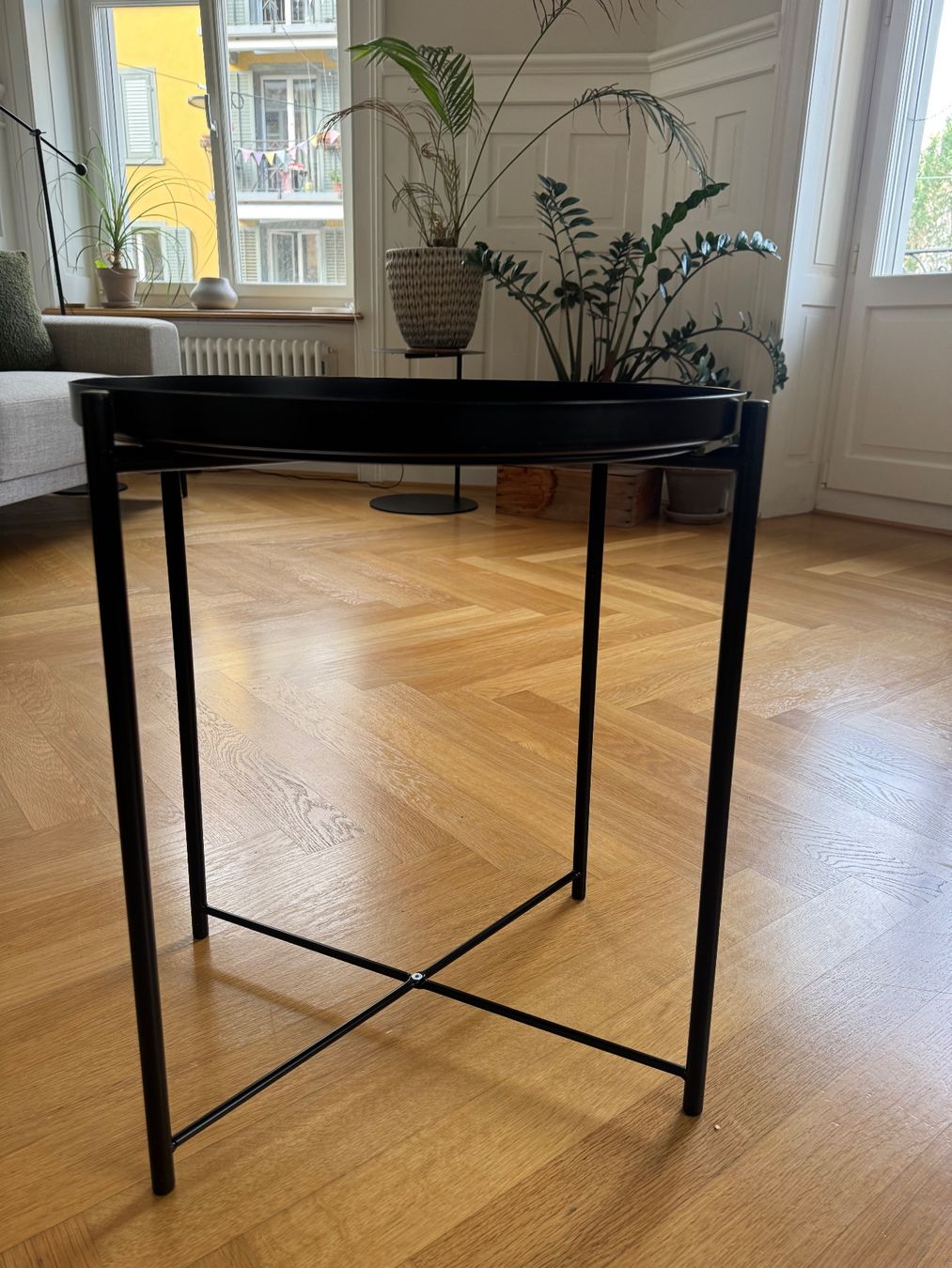 Tables: Tray table, black, 45x53 cm – D'occasion à Zürich par let_l7hl 4