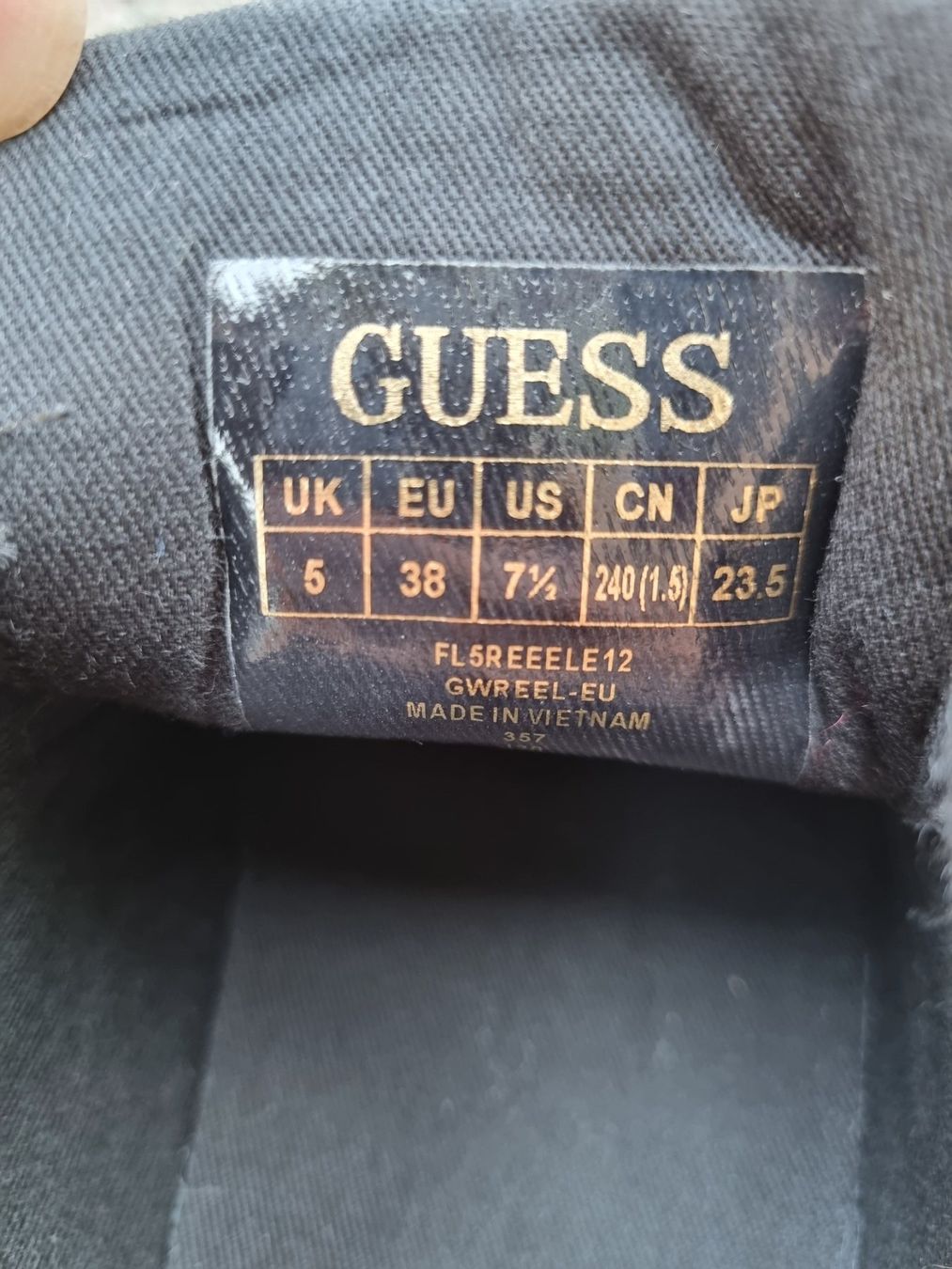 Guess Scarpe da donna: Guess Schuhe – Usato da Bülach venduto da cf96 3