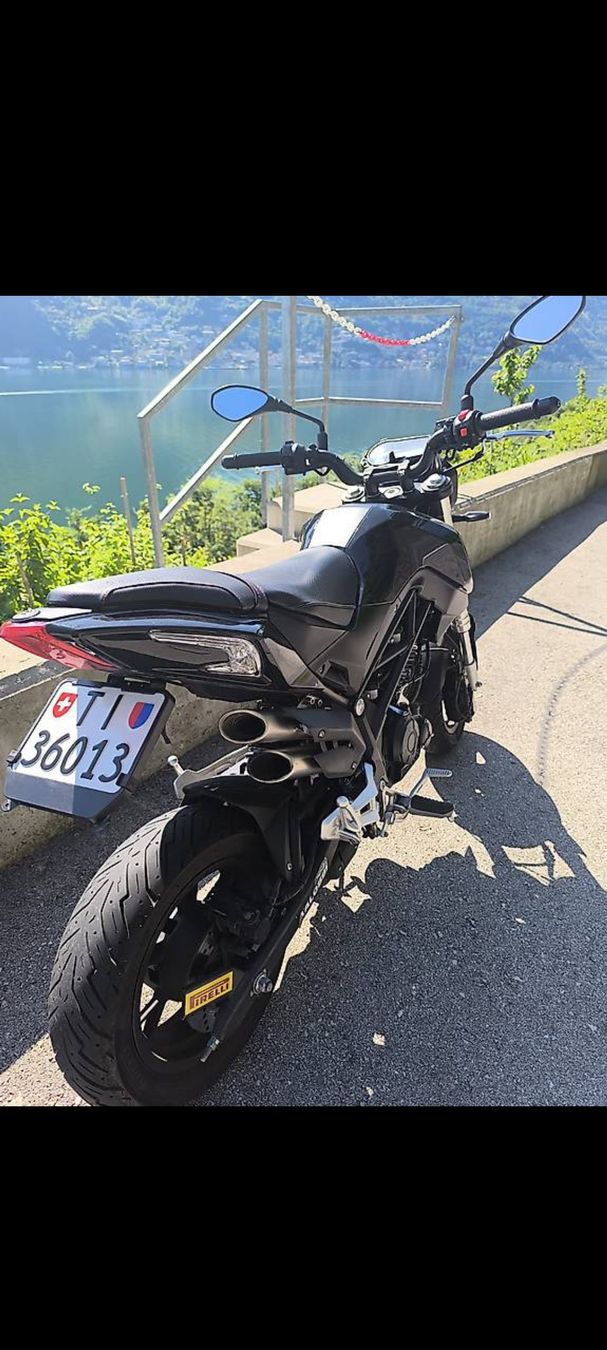 Benelli Strada: Benelli TNT 125 2023 – Usato da Morbio Inferiore venduto da fed_2sfs