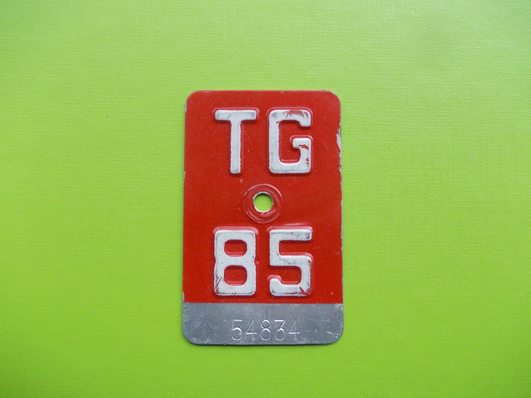 Insegne: Velonummer / Fahrradnummer TG 85 – Usato da Gsteigwiler venduto da HORMIGA21