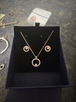 set swarovski