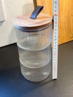 Glasschalen mit Holzdeckel