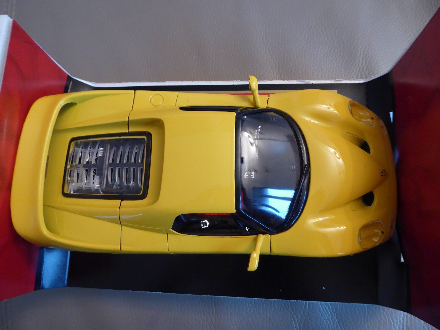 Ferrari Modellautos: Ferrari F50 1995 1:18 – Neu (gemäss Beschreibung) aus Hettlingen von Zambole 3