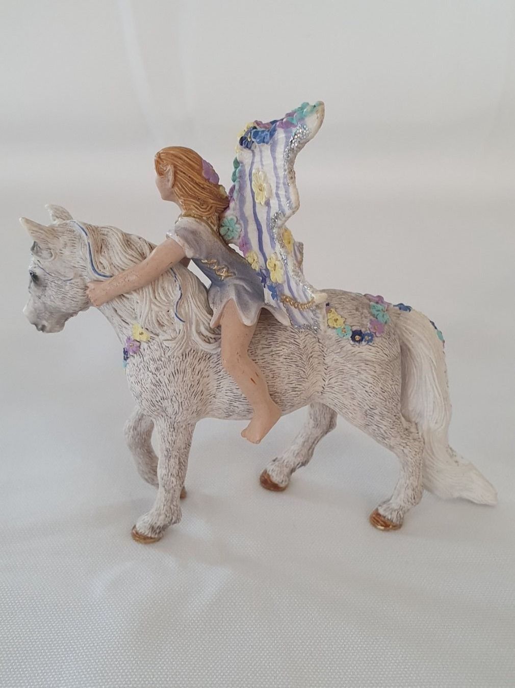 Schleich Statuette: Schleich Elfe Oleana - 70410 – Usato da Niederbuchsiten venduto da klengyel 3