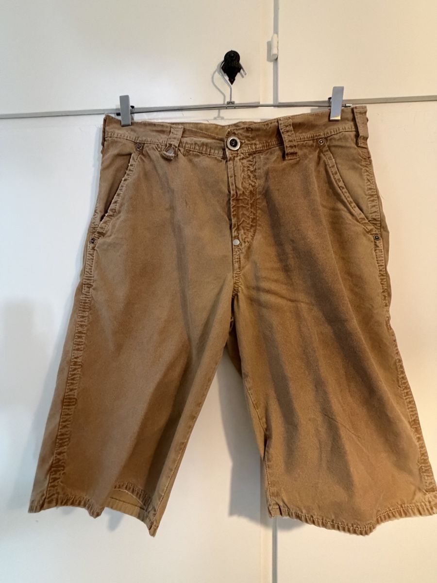 Pantalons: Pantaloncini beige taglia 34 cotone – D'occasion à Lugano par can_xdd8