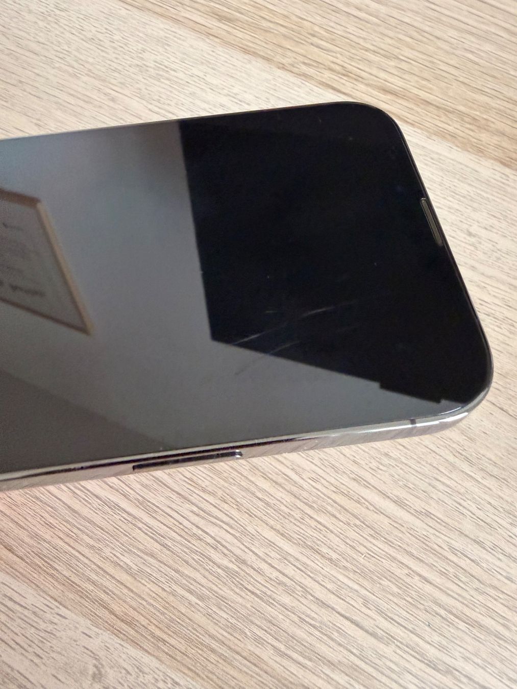 Apple Telefoni cellulari / Smartphones: Apple iPhone 13 Pro Max 256 GB Graphit + Quadlock Handyhülle – Usato da Dübendorf venduto da ale_5kd8 7