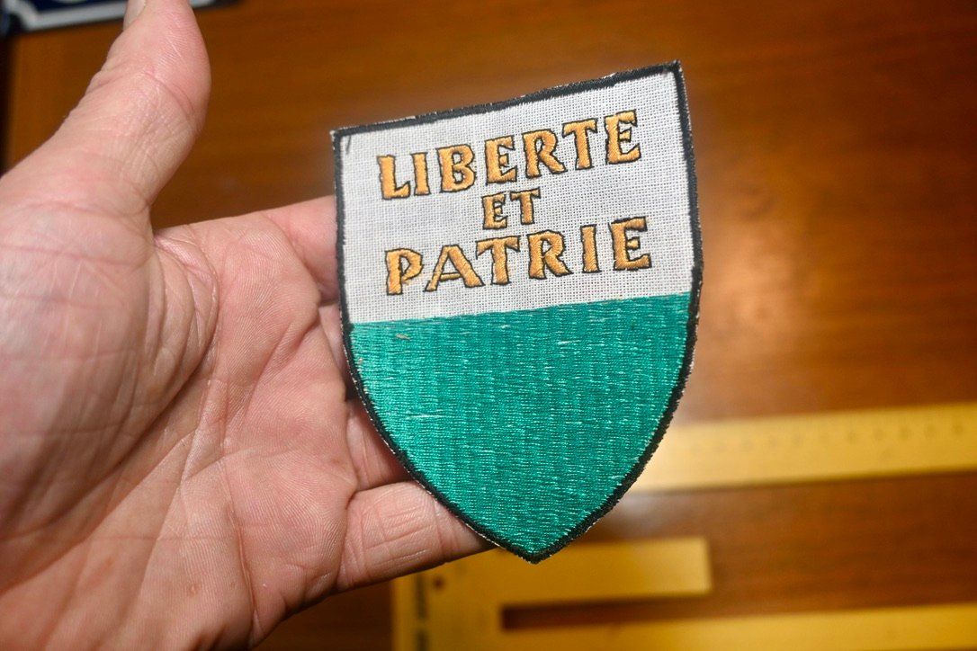 Swiss Placchette & Badge: WAPPEN Waadt / Vaud PATCH badge AUFNÄHER – Usato da Pfaffhausen venduto da mono_rec 4