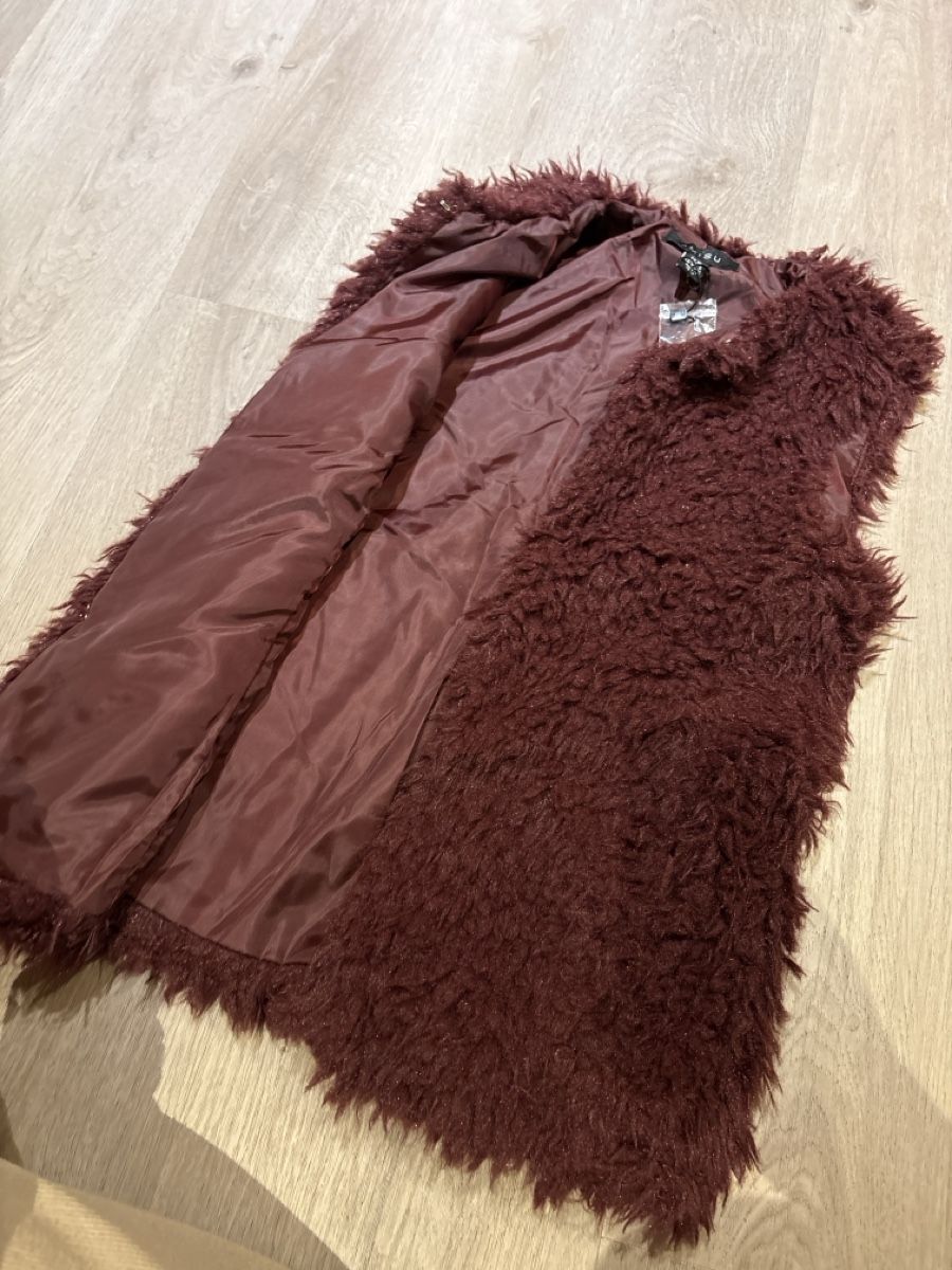 Gilets: Weste – Neuf (Voir description) à Linden par martina_iwana 1