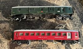 2 SBB CFF Personenwagen mit OVP 4017 Speisewagen Gepäckwagen