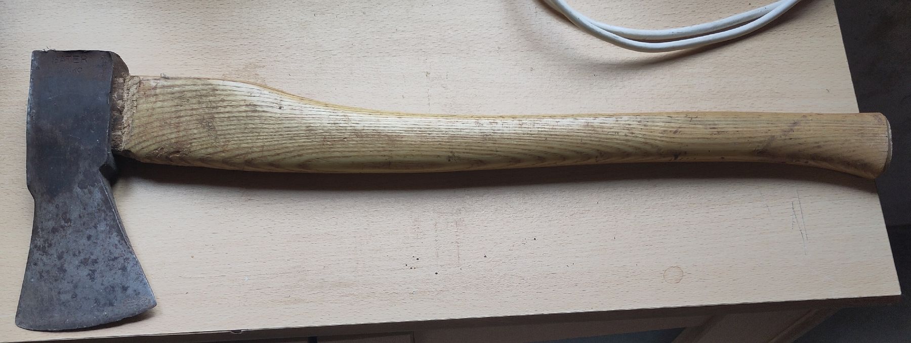 Alle Werkzeuge: Forstbeil mit Holzstiel – Gebraucht aus Ammerswil AG von Scorer76