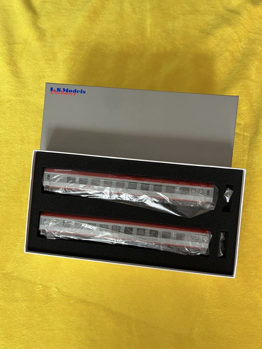 LS Models Modellini di ferrovie: ÖBB Liegewagen Sonderpackung – Nuovo e nell'imballaggio originale da Thusis venduto da Starlera 2