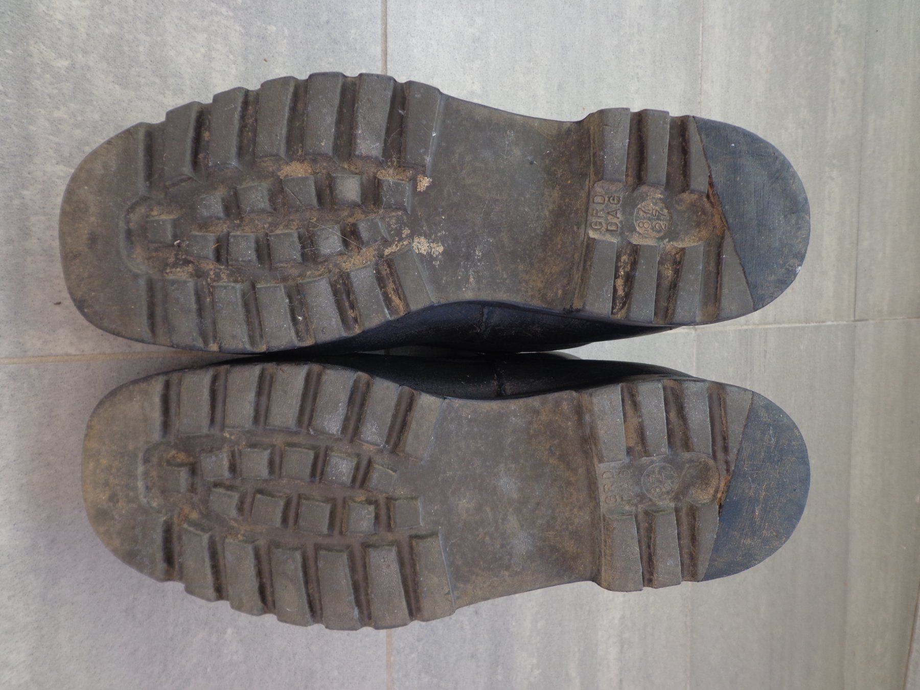 Schweizer Armee Herrenschuhe: Armeeschuhe Grösse 42, Schweizer Armee – Gebraucht aus Camorino von Dibi7 3