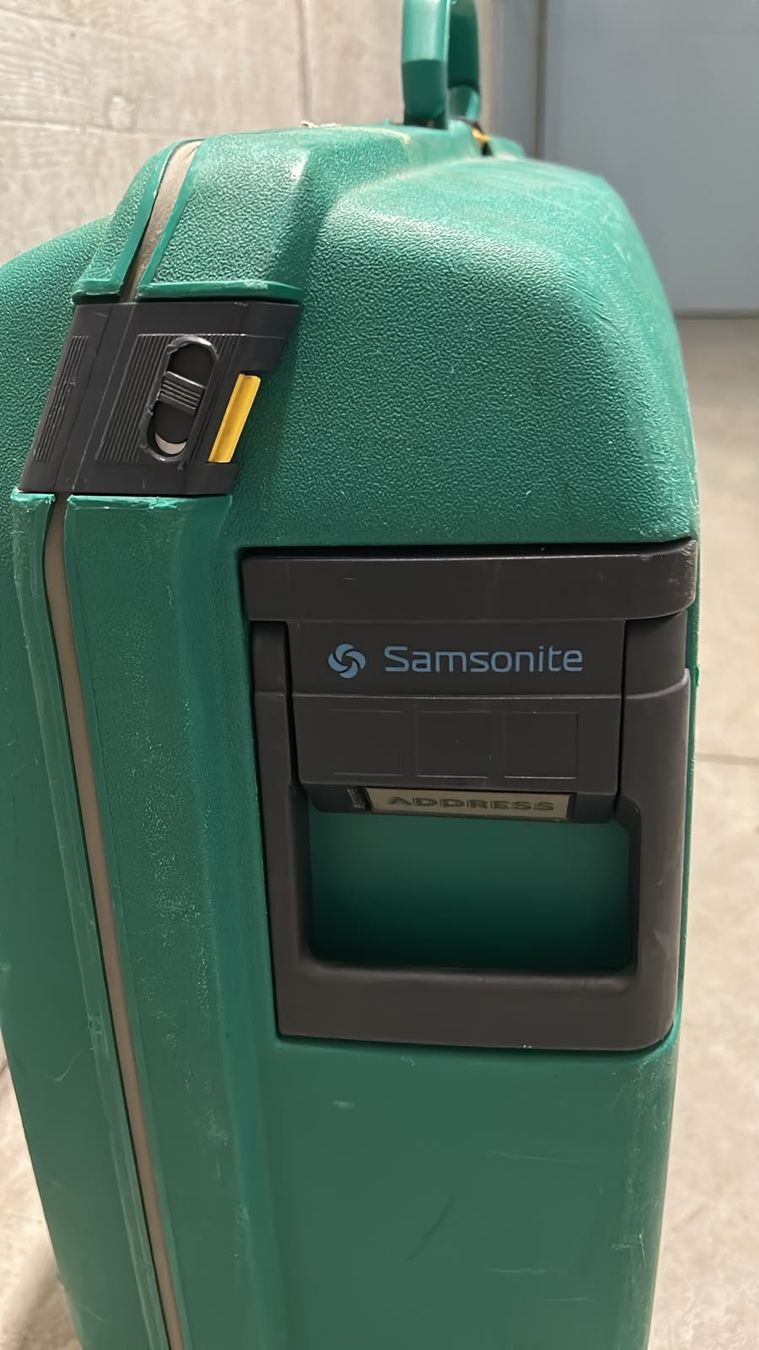 Samsonite Valises de voyage: Valigia rigida verde acqua Samsonite – D'occasion à Melano par H-Sara 8