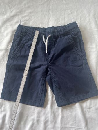 Kurze Hose Kinder Gr. 128/C&A
