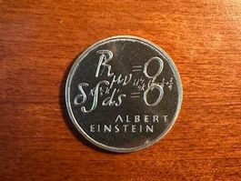 5 Franken Gedenkmünze, 1979, Albert Einstein, Formel.