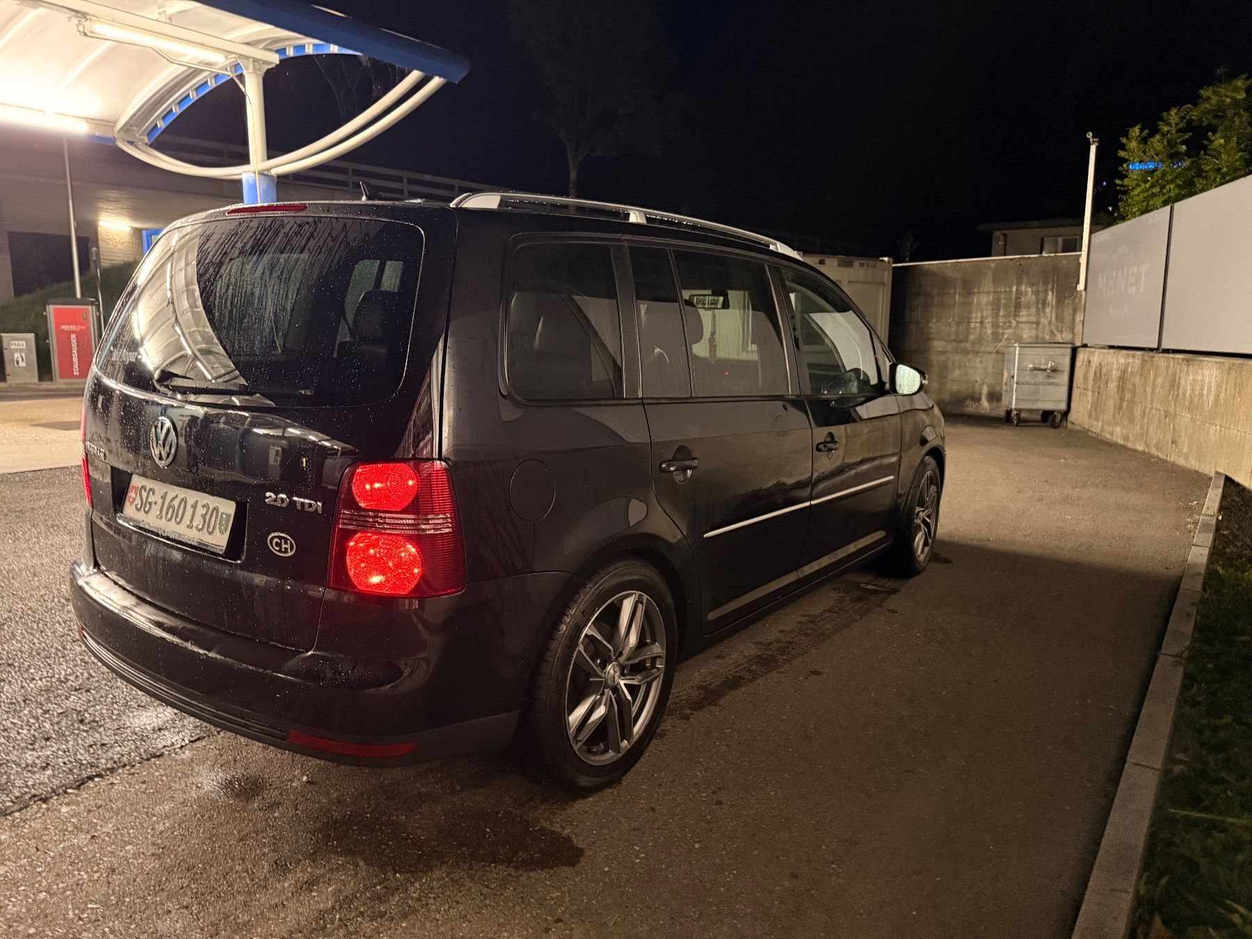 VW Automobili: VW Touran 2.0 tdi 7 Plätze – Usato da Degersheim venduto da mar_g88s 2