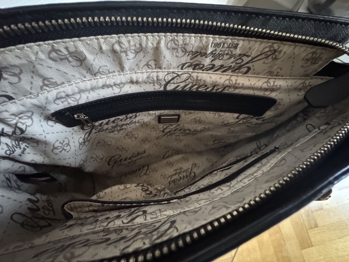 Guess Borse: Guess Handtasche – Nuovo (secondo la descrizione) da Bern venduto da pat_9m6x 4