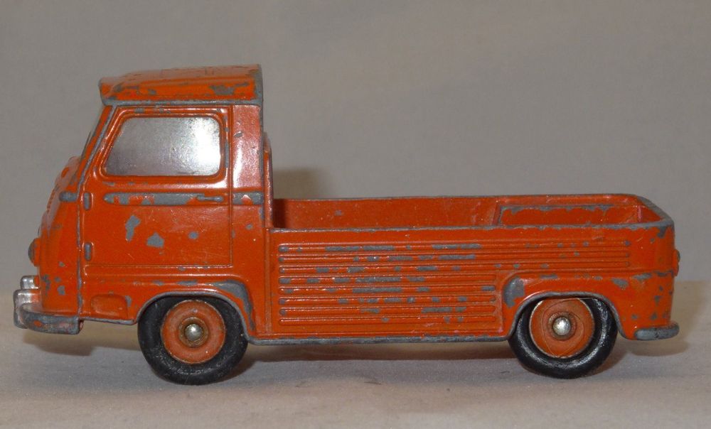 DINKY TOYS ATLAS Renault Estafette Pick Up EUR 15,00 - FR