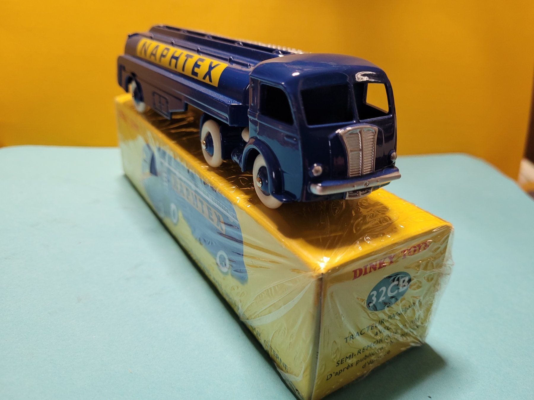 Dinky Toys Modellautos: Panhard semi-remorque citerne Naphtex Dinky Atlas – Neu (gemäss Beschreibung) aus Domdidier von Bimbo57 1