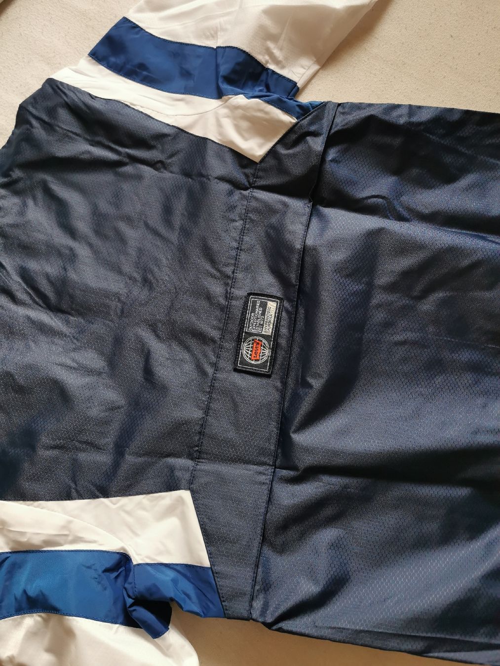 Levi's Giacche & Cappotti: Levi's coat 152 – Nuovo (secondo la descrizione) da Sempach venduto da .1SecondBrands. 2