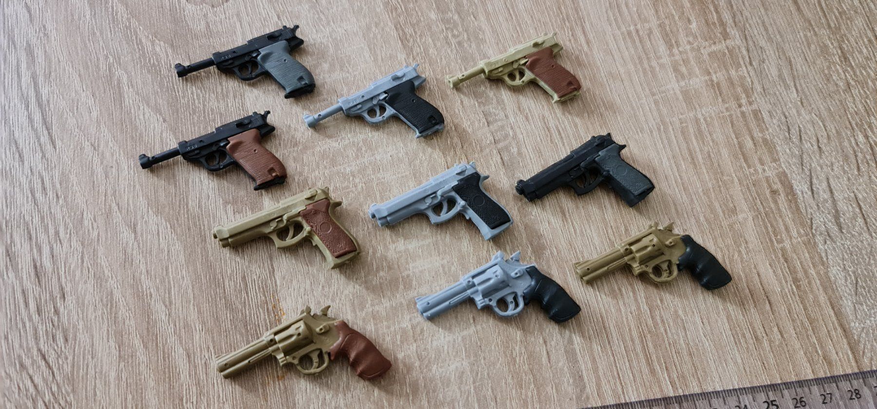 Matite, matite colorate & gessi: 3stk Radiergummi S&W Beretta P38 Pistole – Nuovo e nell'imballaggio originale da Effretikon venduto da easyjones 3