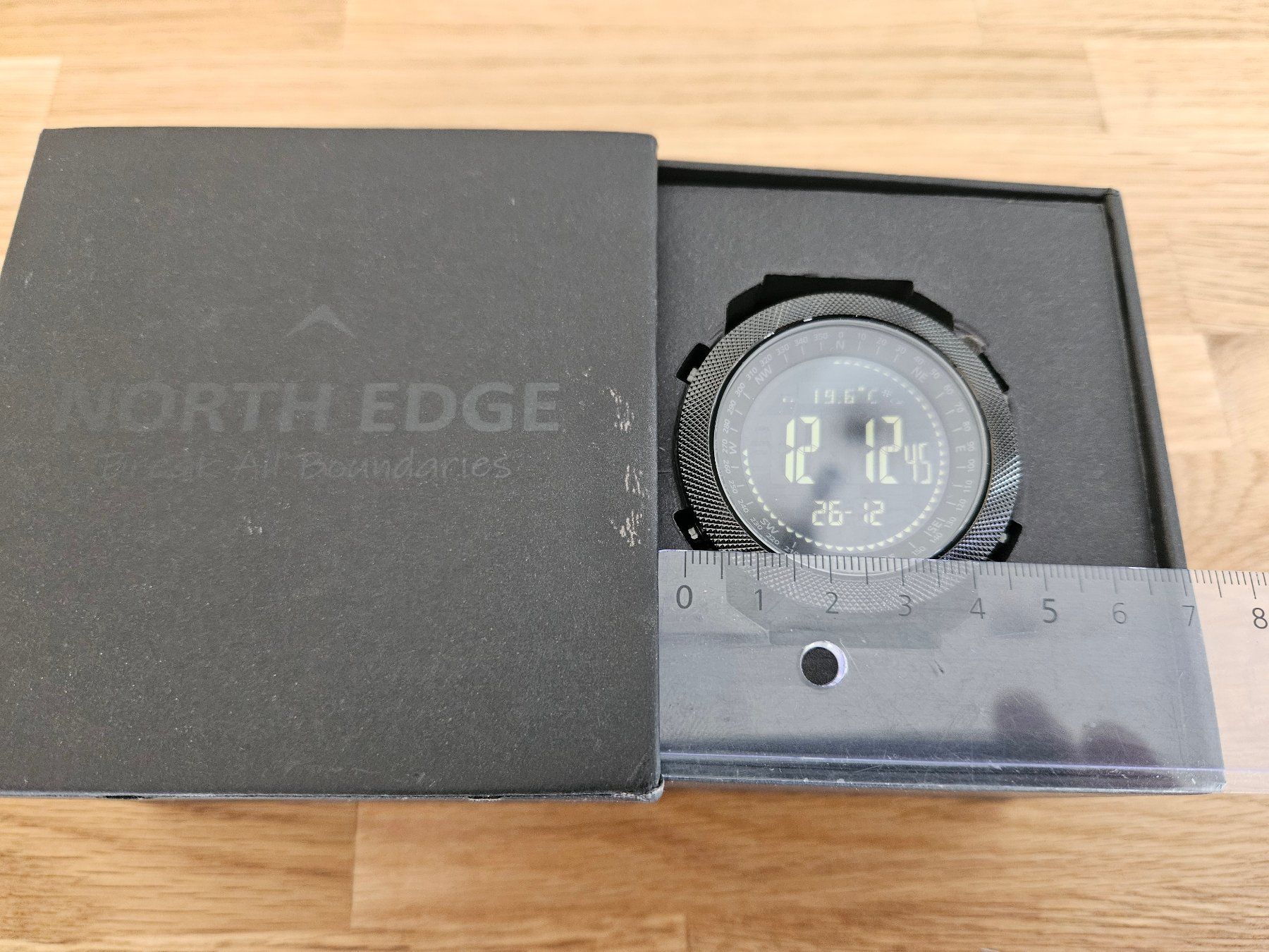 Orologi: Sportuhr mit Höhenmesser / North Edge APACHE / Neu – Nuovo (secondo la descrizione) da Einsiedeln venduto da Salusa 6