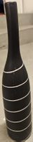 Elegante Deko-Vase, schwarz mit weissen Streifen, Handmade