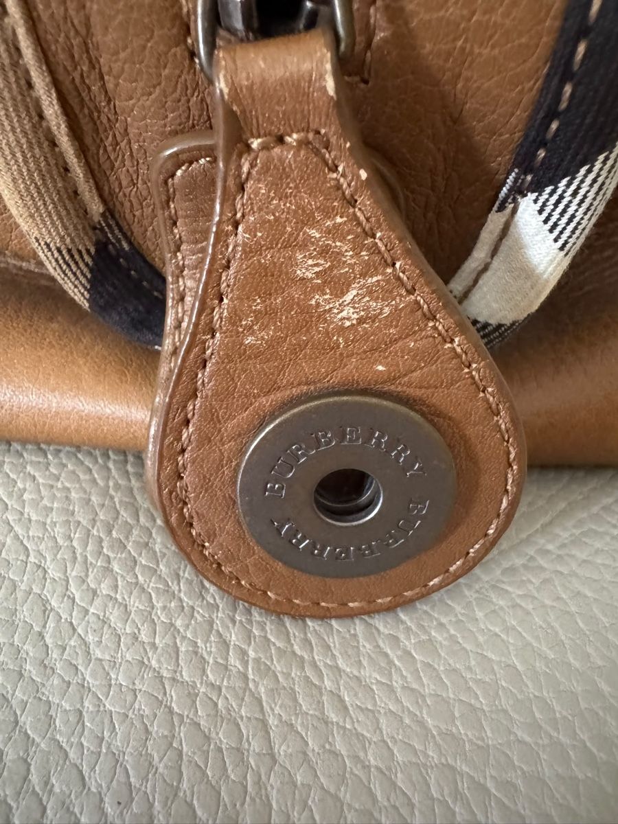 Burberry Borse da donna: Burberry Leder Handtasche Check Canvas braun – Usato da Zollikon venduto da snowflake10- 4