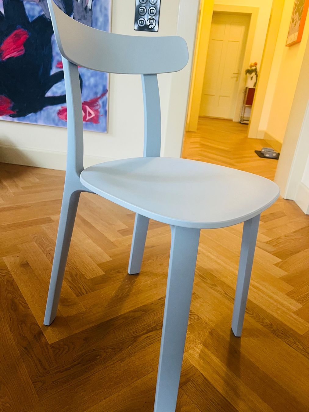 Vitra Stühle: Vitra all plastic chair – Gebraucht aus Zürich von Tess_2022