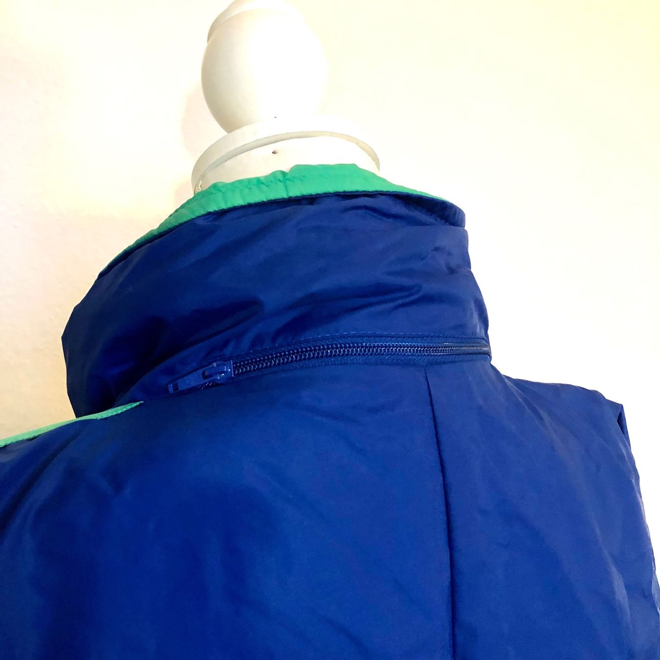 Adidas Giacche: Vintage Adidas Jacke, Grösse XL – Usato da Brienz BE venduto da Kokolea84 3
