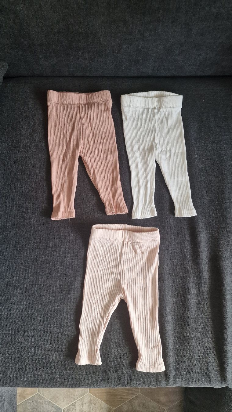 Pantaloni: Baby Leggings pink ribbed – Nuovo (secondo la descrizione) da Basel venduto da mar_jfl8