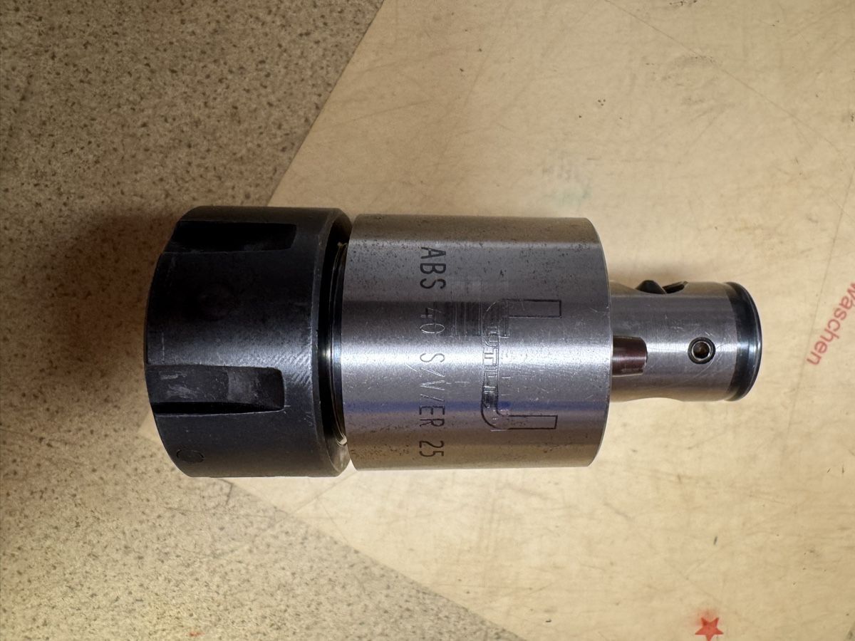 Alle Werkzeuge: Konet Utilis ABS 40 SZV/ER 25 Spannzangenfutter – Gebraucht aus Bellmund von Sodick