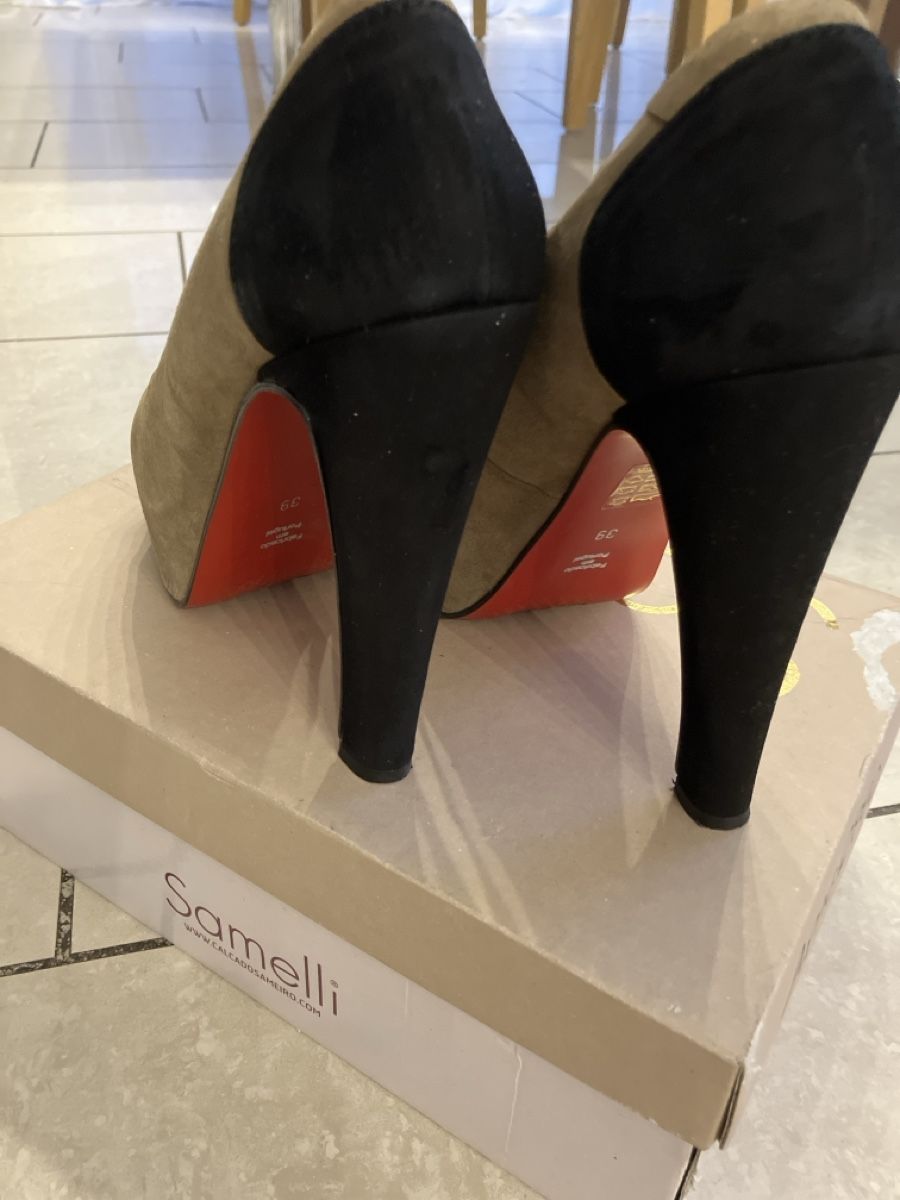 Scarpe da donna: Chaussures de qualité pour une élégance folle – Nuovo (secondo la descrizione) da Bex venduto da epsonstylus 2