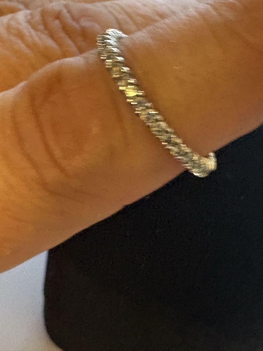 Ringe: 750 wg mit echte Diamanten  – Gebraucht aus Murten von Tzaugg