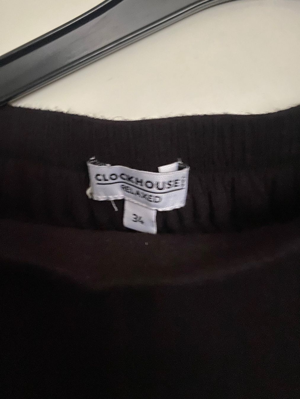 C&A Pantaloni: Clockhouse relaxed Hose schwarz Grösse 34 – Usato da Allenwinden venduto da Obalu 1
