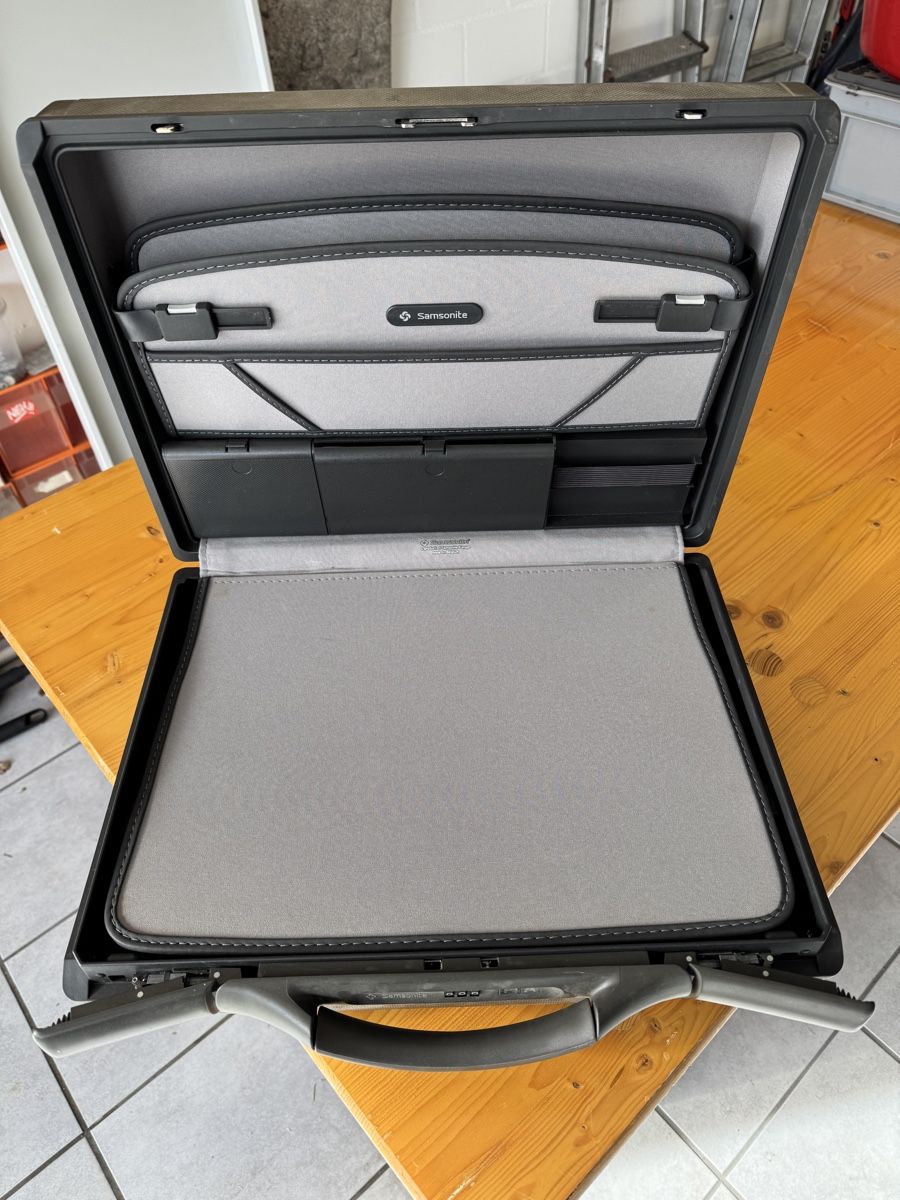 Samsonite Valigie: Samsonite Koffer, Anthrazit – Usato da Kloten venduto da carro49 3