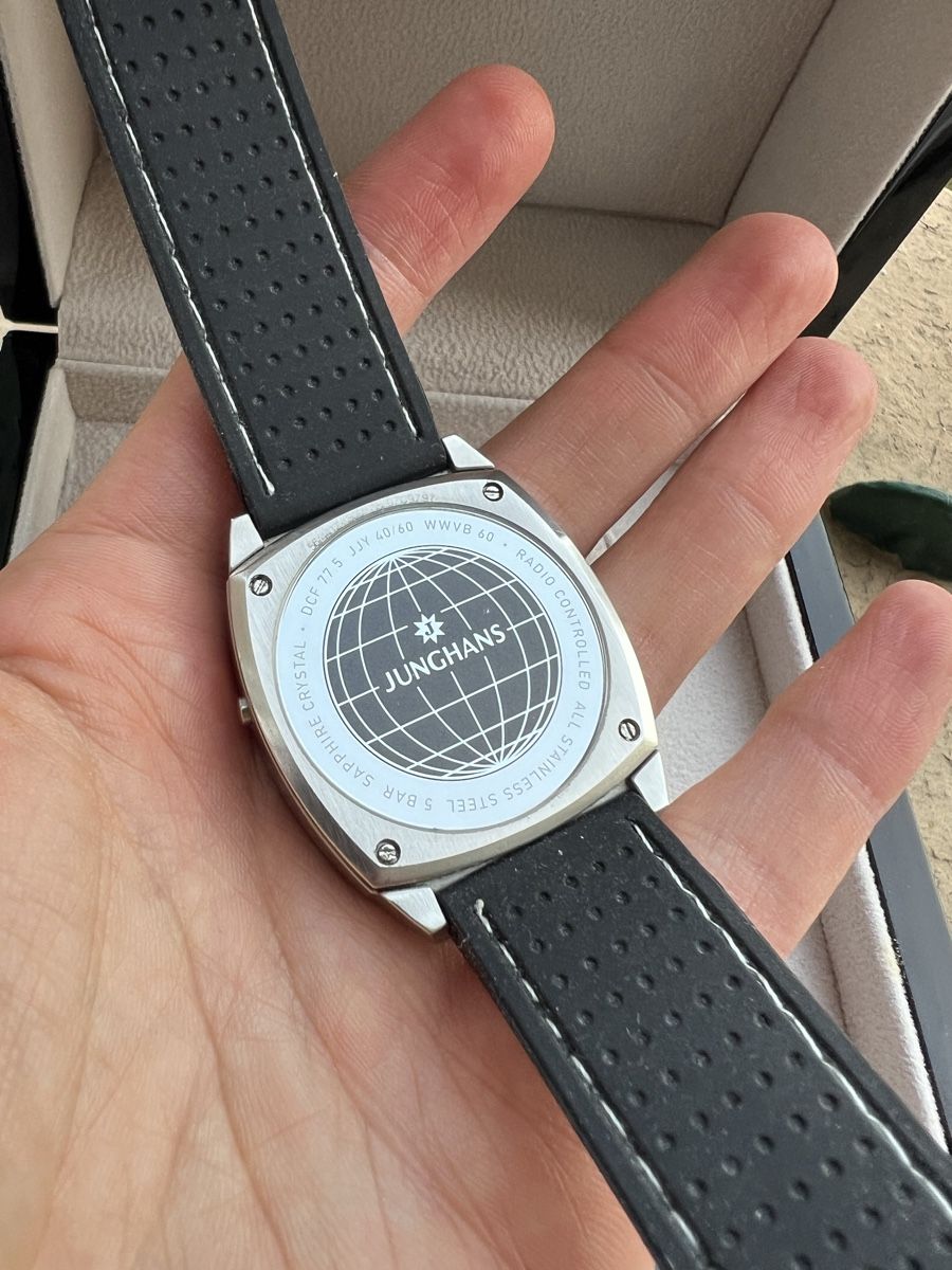 Junghans Uhren: Junghans Mega - comme neuf - homme  – Neu (gemäss Beschreibung) aus Lausanne von loi_kbd7 2
