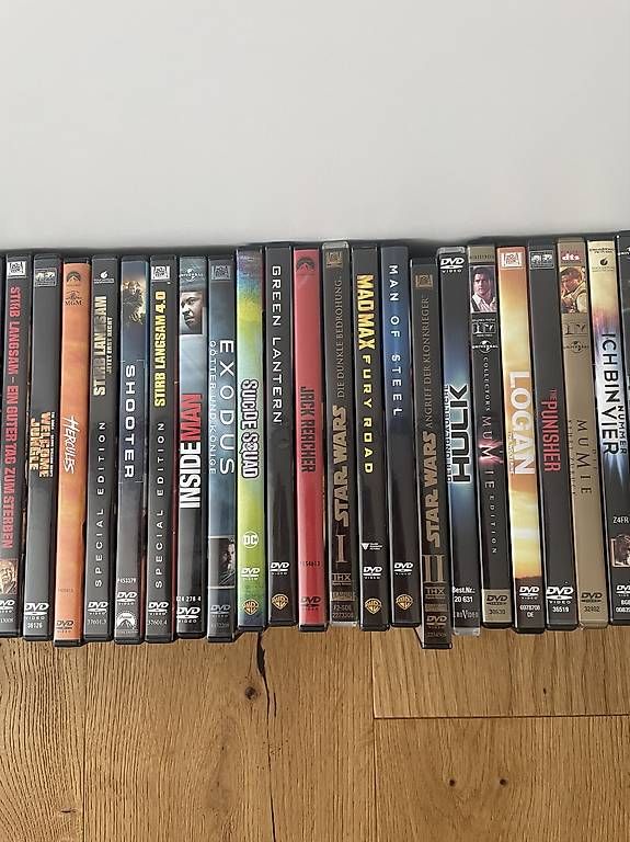 Tutti i DVDs: DVD Sammlung Blu-ray  – Usato da Arnegg venduto da Marcov8563 1