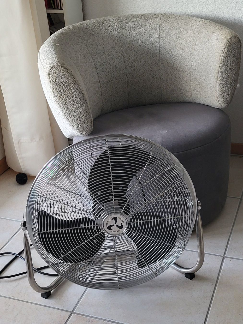 Ventilatoren: Ventilator , gross 56cm stabiler Vent. kein Plastik – Gebraucht aus Eschenbach SG von Mr.PP-Green 1