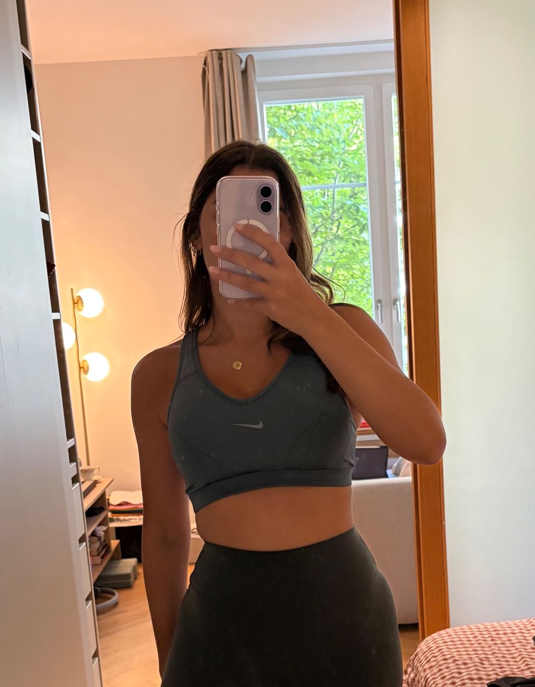Nike Tops: NIKE New sports bra size S – Neu und originalverpackt aus Zürich von mon_ht6w 1